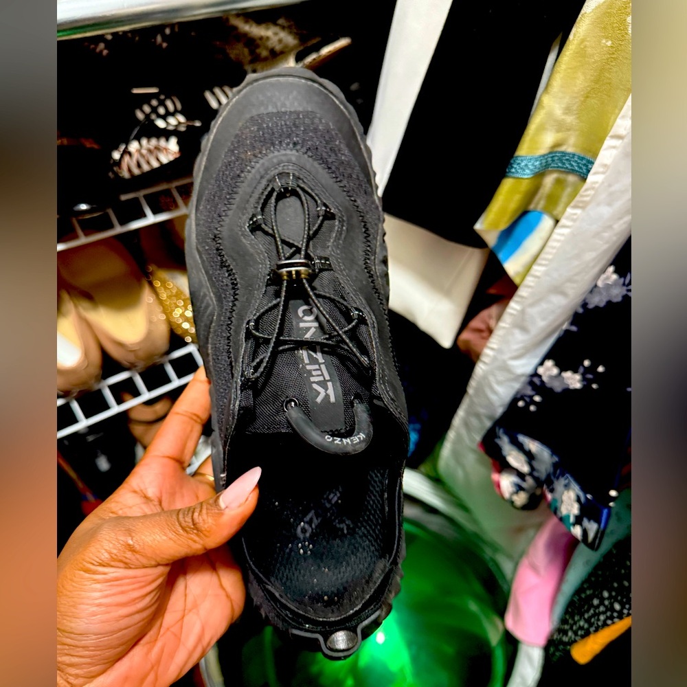 Kenzo sneaker, very comfortable